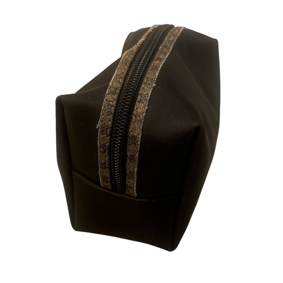 FENDI COSMETIC POUCH - Picture 2 of 8